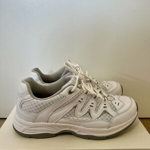 Propet White Runners